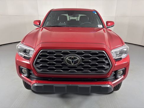 Used 2022 Toyota Tacoma TRD Off-Road w/ Technology Package image 4