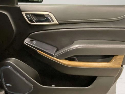 Used 2020 GMC Yukon XL Denali w/ Denali Ultimate Package AWD/4WD image 36