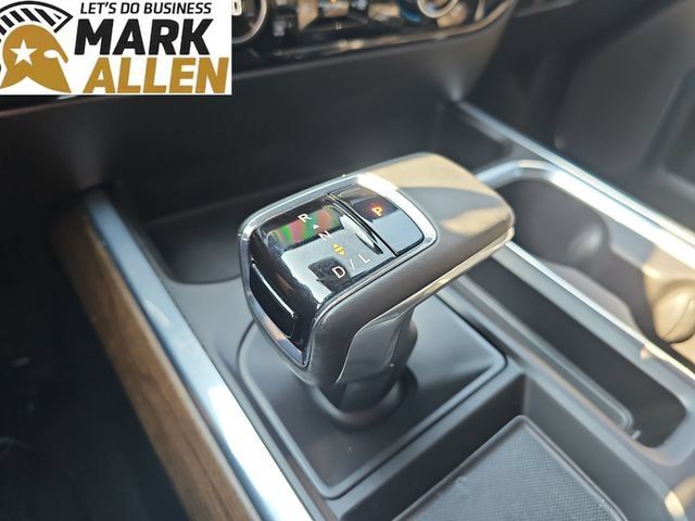 Used 2024 Chevrolet Silverado 1500 High Country w/ High Country Premium Package AWD/4WD image 16
