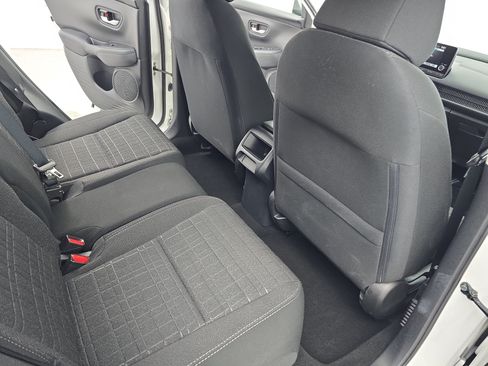 Used 2025 Honda HR-V LX image 11