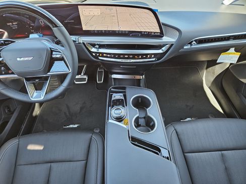 New 2026 Cadillac Lyriq V AWD/4WD image 17
