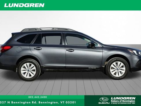 Used 2018 Subaru Outback 2.5i Premium image 2