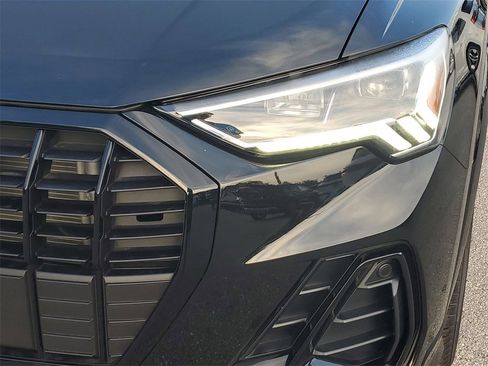 New 2025 Audi Q3 2.0T Premium image 12