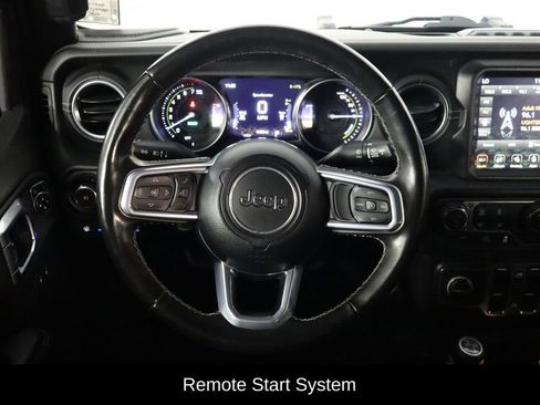 Used 2022 Jeep Wrangler Unlimited Sahara w/ Cold Weather Group AWD/4WD image 7