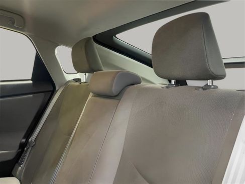 Used 2015 Toyota Prius Two FWD image 10