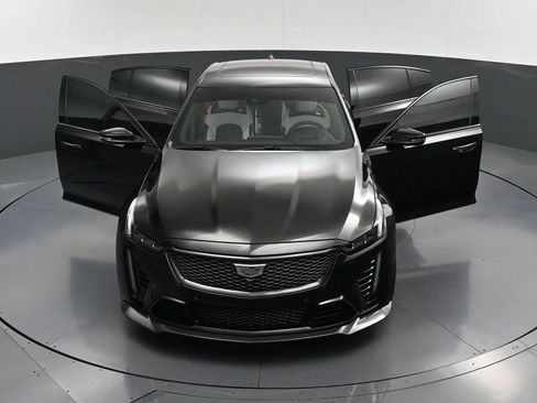 Used 2022 Cadillac CT5 V Blackwing w/ Carbon Fiber Package 2 RWD image 39