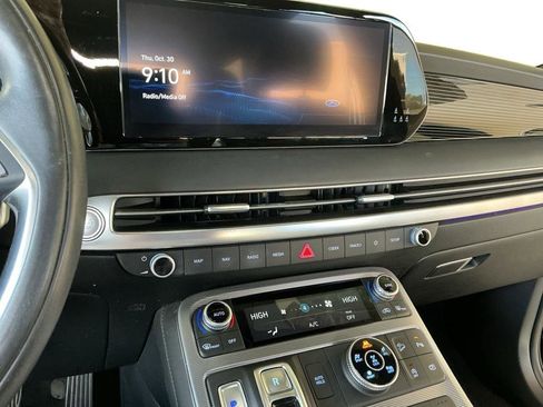 Used 2023 Hyundai Palisade Calligraphy image 7