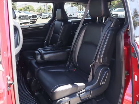 Used 2023 Honda Odyssey Sport image 40