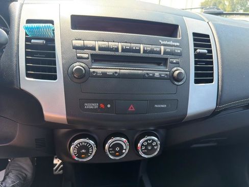 Used 2012 Mitsubishi Outlander GT FWD image 19