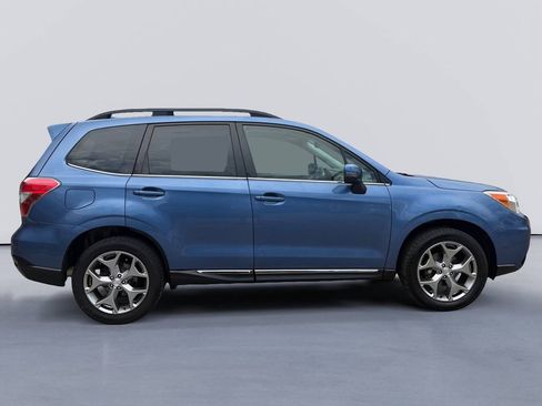 Used 2016 Subaru Forester 2.5i Touring w/ Popular Package #2 AWD/4WD image 2