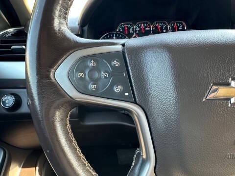 Used 2019 Chevrolet Suburban Premier AWD/4WD image 30