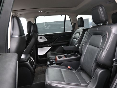 Used 2022 Lincoln Aviator Reserve w/ Equipment Group 201A image 15