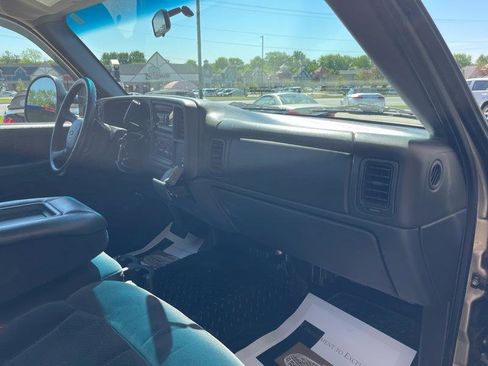Used 2002 Chevrolet Silverado 3500 LS AWD/4WD image 37