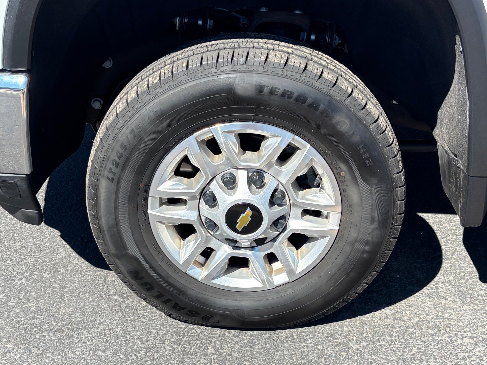 Used 2025 Chevrolet Silverado 2500 LT w/ Convenience Package AWD/4WD image 10
