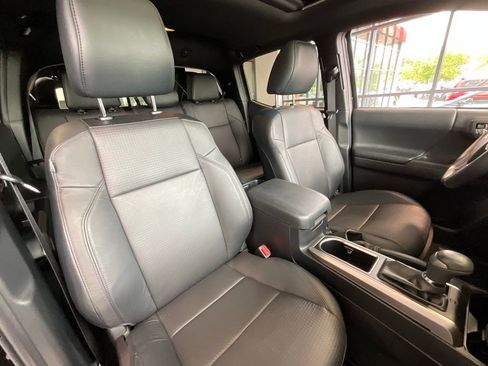 Certified 2023 Toyota Tacoma Limited w/ Nightshade Package AWD/4WD image 20
