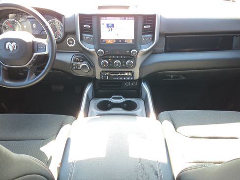 Used 2022 RAM 1500 Big Horn AWD/4WD image 14