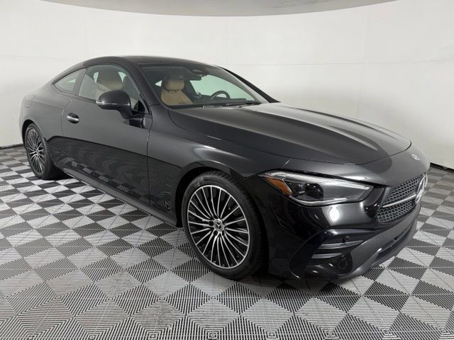 Used 2024 Mercedes-Benz CLE 300 4MATIC Coupe image 9