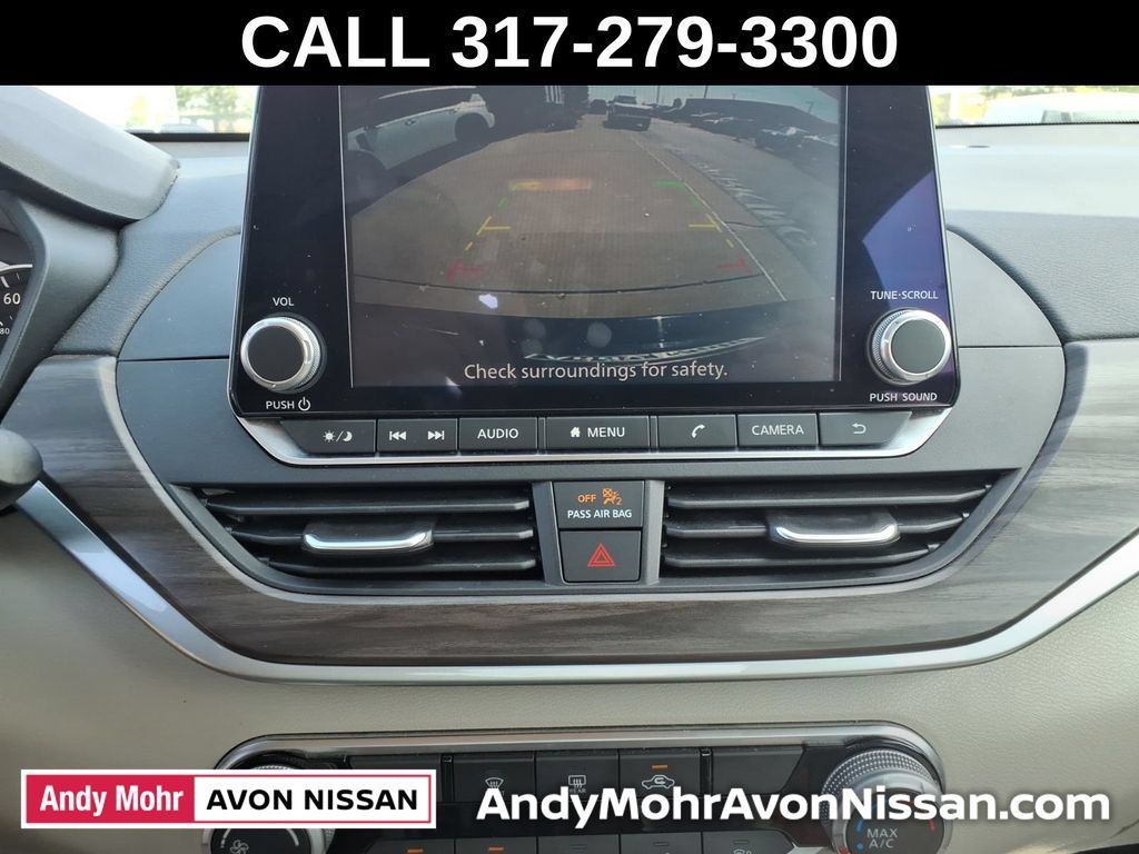 Used 2025 Nissan Altima 2.5 SV AWD/4WD image 28