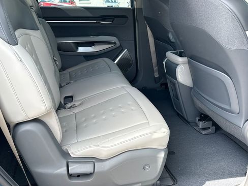New 2026 Kia EV9 Wind AWD/4WD image 15