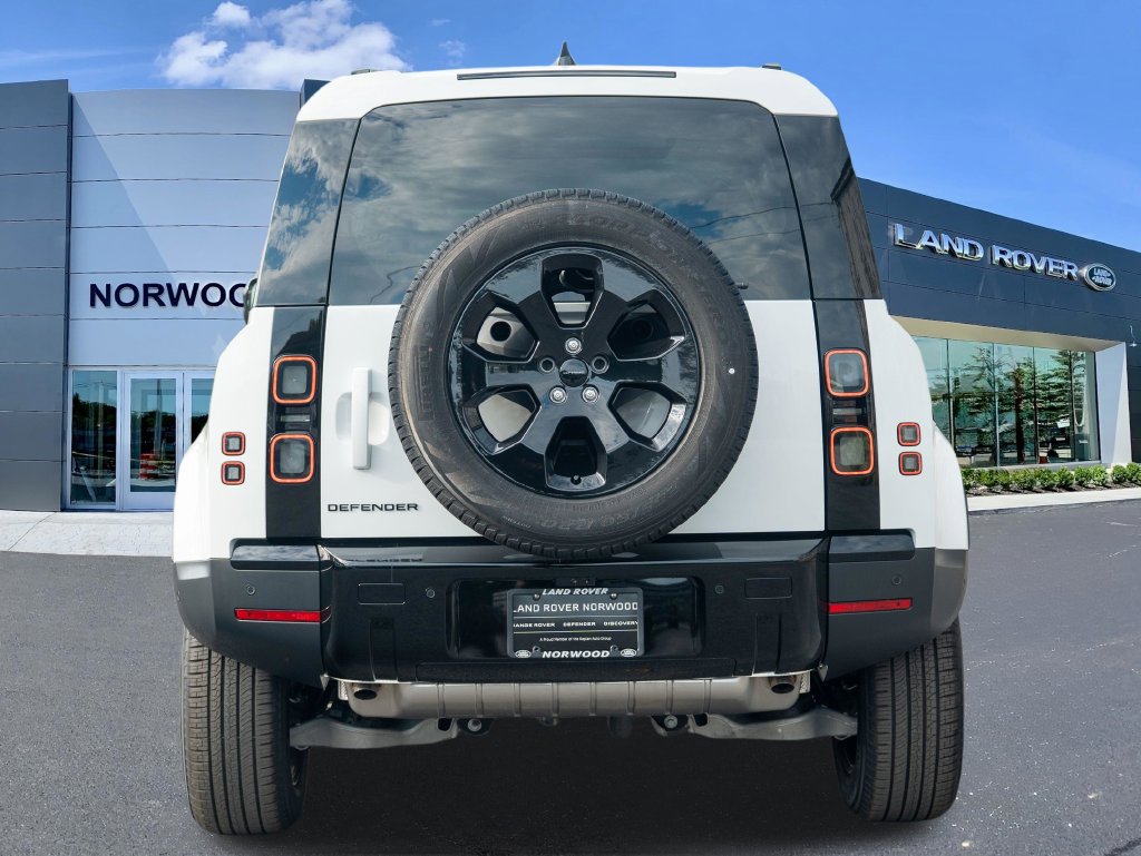 New 2026 Land Rover Defender 110 S AWD/4WD image 5