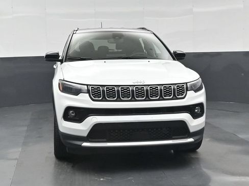 Used 2025 Jeep Compass Limited AWD/4WD image 34