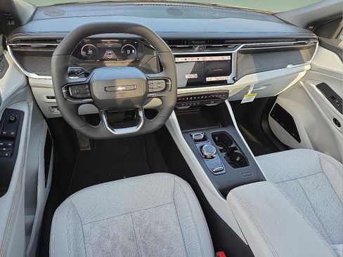 New 2026 Jeep Cherokee Overland w/ Advanced Pro Tech Group AWD/4WD image 11