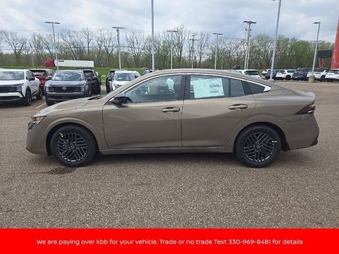 New 2026 Nissan Sentra SV w/ SV Convenience Package FWD image 4