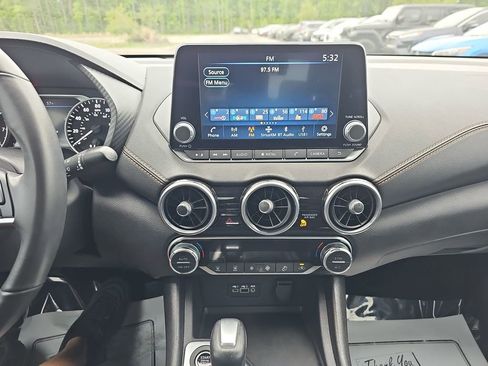 Used 2023 Nissan Sentra SR w/ Electronics Package FWD image 24