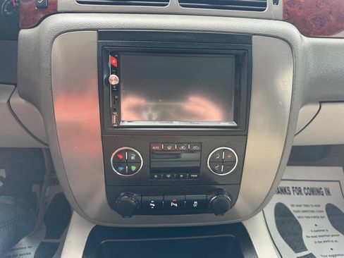 Used 2013 GMC Sierra 1500 SLT w/ LPO, Deluxe Chrome Package AWD/4WD image 22