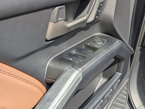 Used 2025 Toyota 4Runner Limited image 16