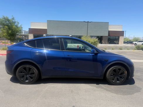 Used 2020 Tesla Model Y Long Range AWD/4WD image 6
