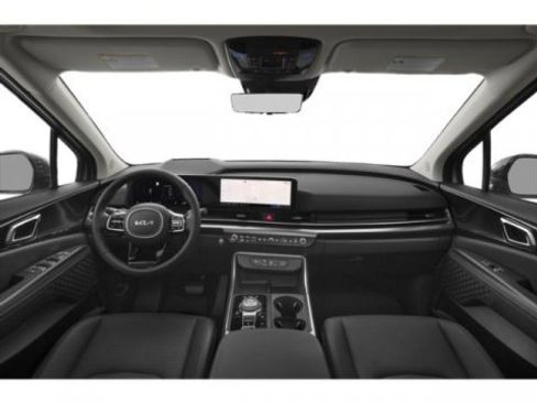 Certified 2025 Kia Carnival SX Prestige image 10