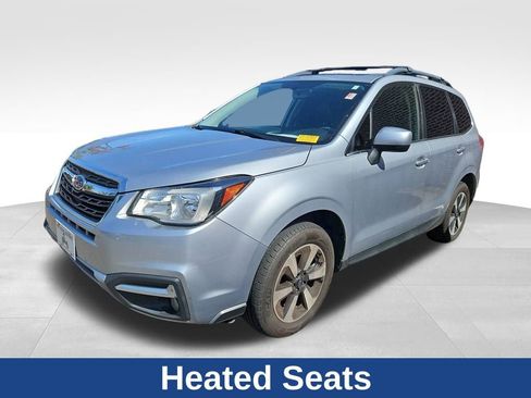 Used 2018 Subaru Forester 2.5i Limited image 3