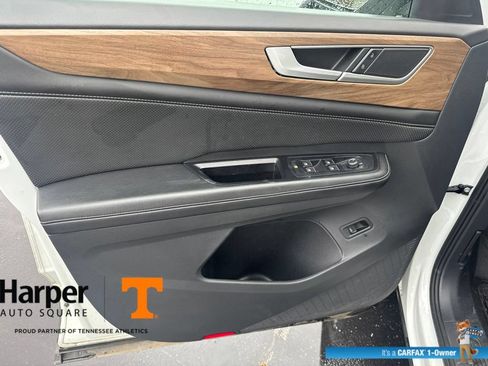 Used 2024 Volkswagen Atlas SE FWD image 19