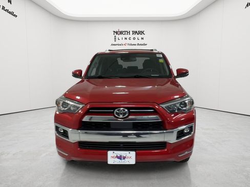 Used 2022 Toyota 4Runner Limited AWD/4WD image 8