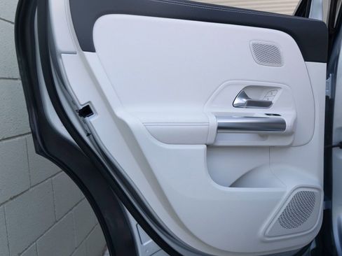 Used 2026 Mercedes-Benz GLA 250 image 18