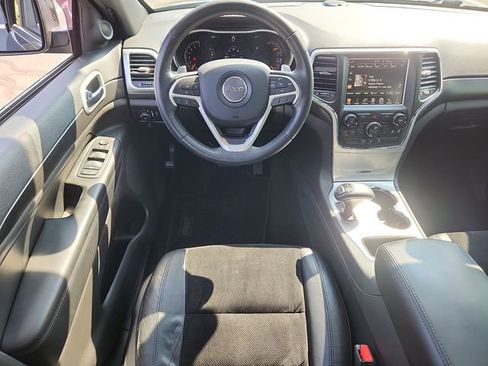 Used 2015 Jeep Grand Cherokee Altitude AWD/4WD image 11