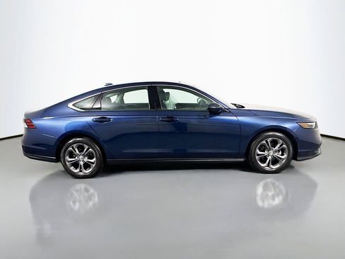 Certified 2023 Honda Accord EX image 8