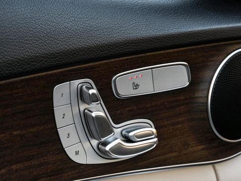 Used 2021 Mercedes-Benz C 300 Sedan image 48