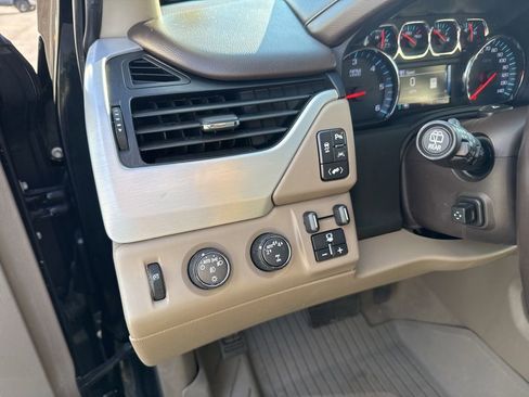 Used 2020 GMC Yukon XL SLT w/ Premium Edition image 14