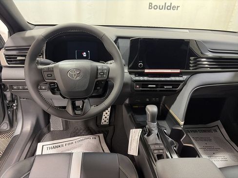 Used 2026 Toyota Camry SE FWD image 18