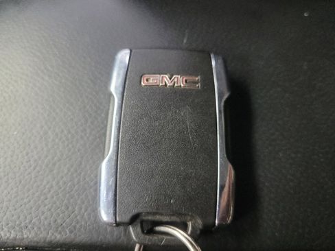 Used 2017 GMC Sierra 1500 Denali RWD image 32