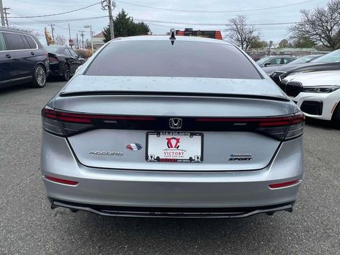 Used 2023 Honda Accord Sport image 7