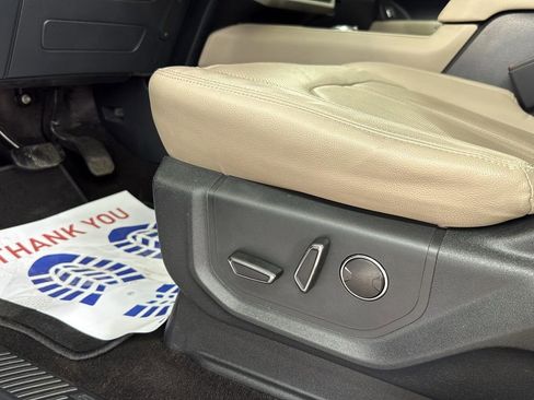 Certified 2022 Ford Expedition Limited image 11