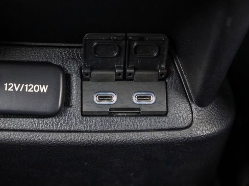 Used 2022 Lexus ES 300h F Sport image 32