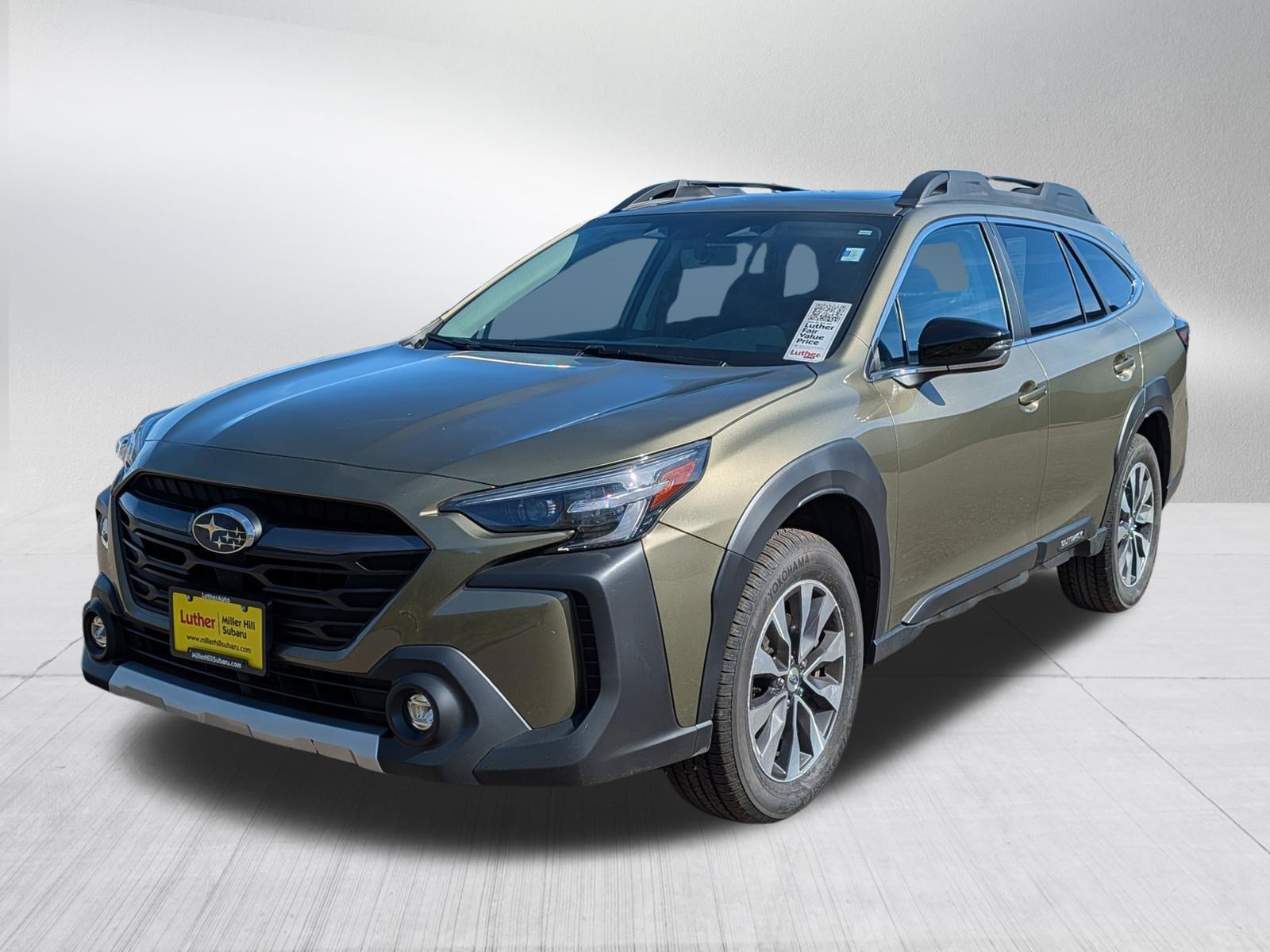 Used 2025 Subaru Outback Limited w/ Tech Package 3 AWD/4WD image 5