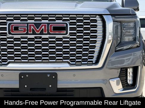 Used 2022 GMC Yukon XL Denali w/ Max Trailering Package AWD/4WD image 4