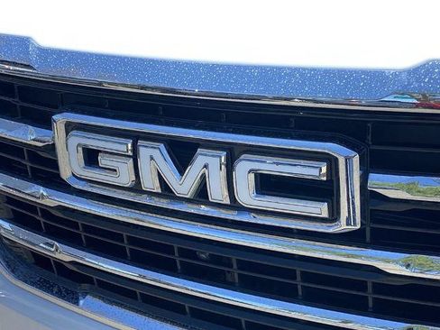 Used 2025 GMC Yukon Elevation AWD/4WD image 27