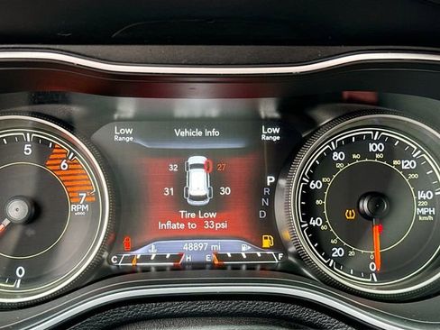 Used 2020 Jeep Cherokee Limited image 13