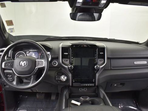 Used 2023 RAM 1500 Laramie AWD/4WD image 9